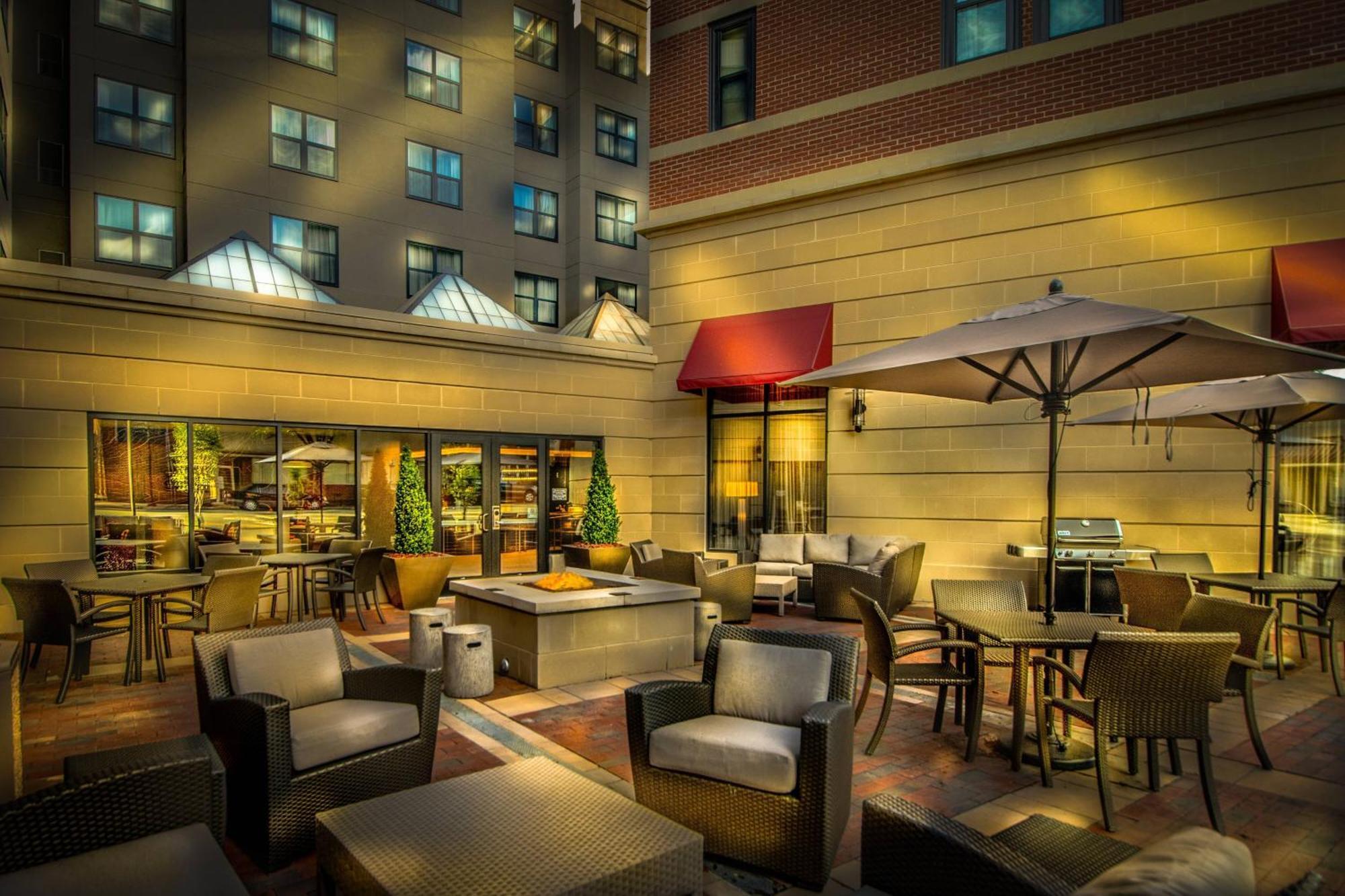 Residence Inn By Marriott Charlottesville Downtown Экстерьер фото
