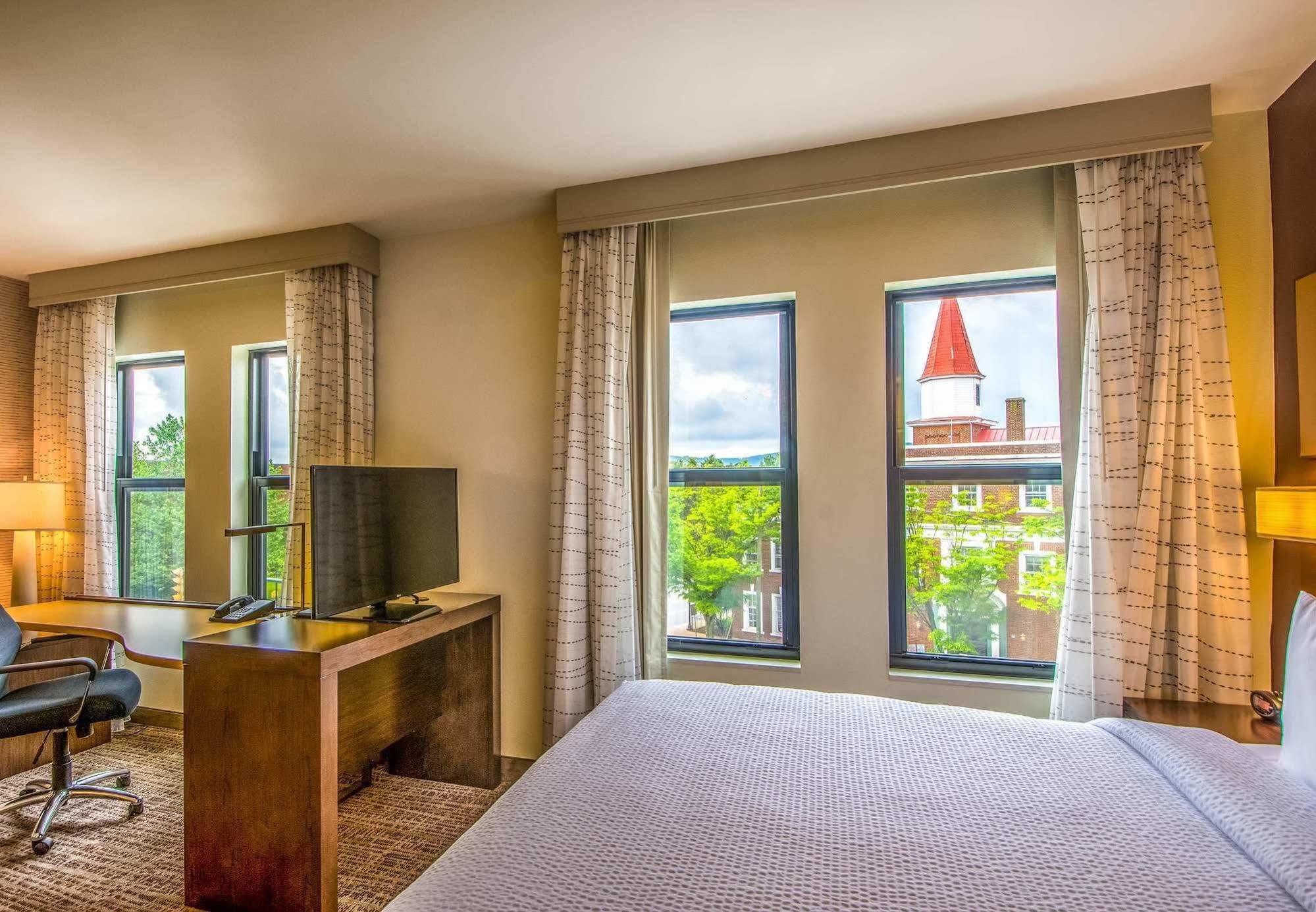Residence Inn By Marriott Charlottesville Downtown Экстерьер фото