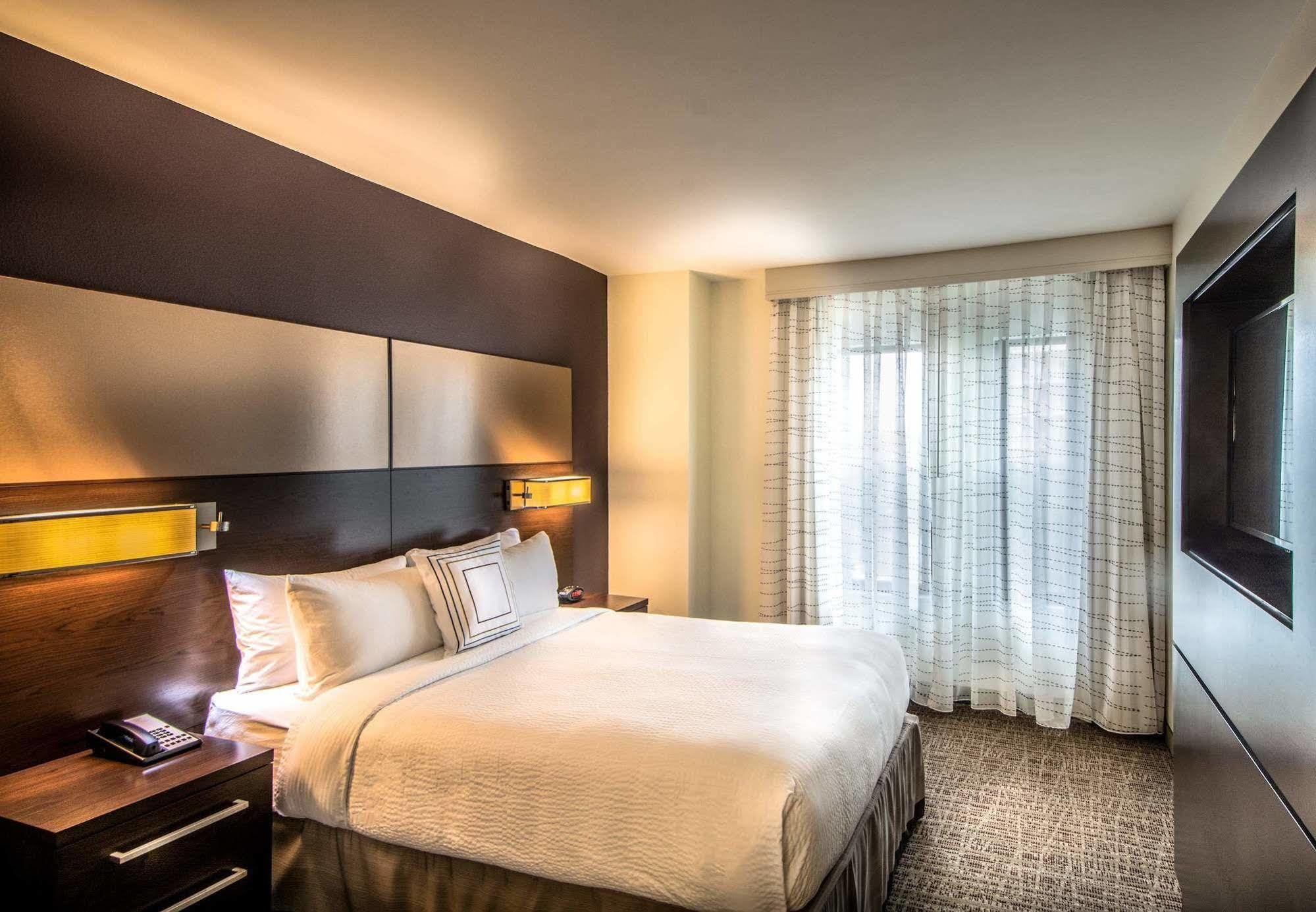 Residence Inn By Marriott Charlottesville Downtown Экстерьер фото